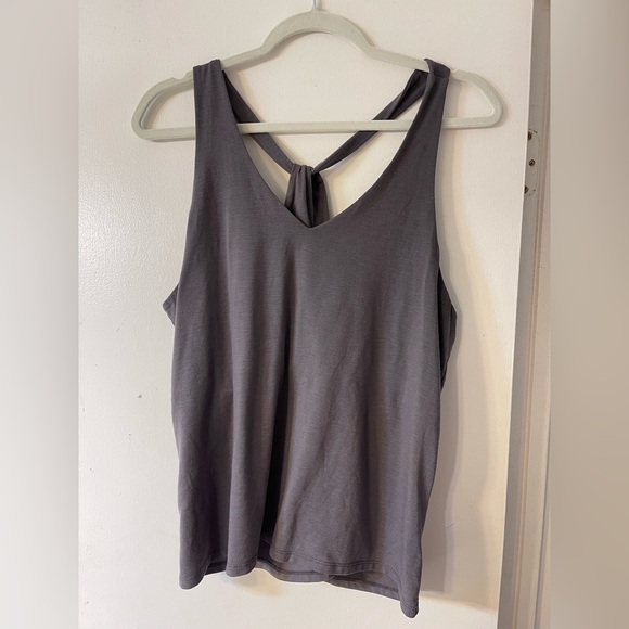 Athleta Tops - Athleta Gray Sleeveless Tank Top